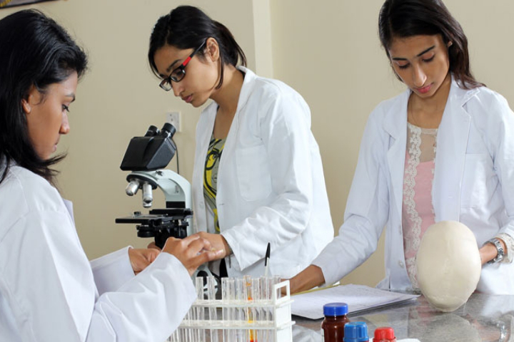 Amity University, Gurgaon Biology Lab of Amity University Gurgaon
